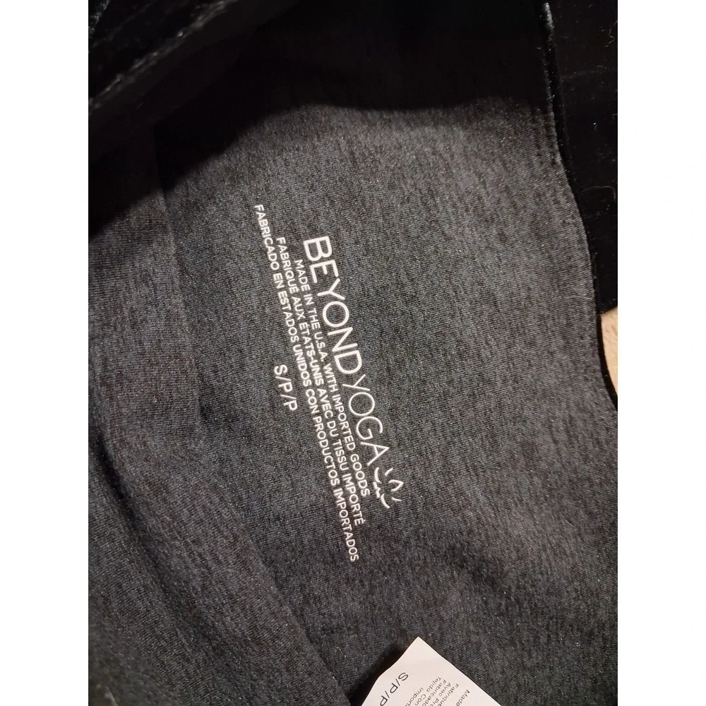 NEW! Beyond Yoga Women's Black Velvet High Waist Leggings Size S $99 - Picture 10 of 11